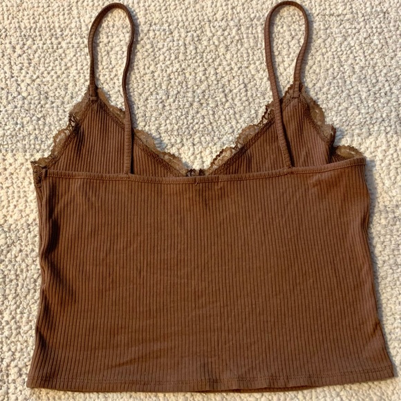Cropped brown laced tank top - Picture 2 of 3
